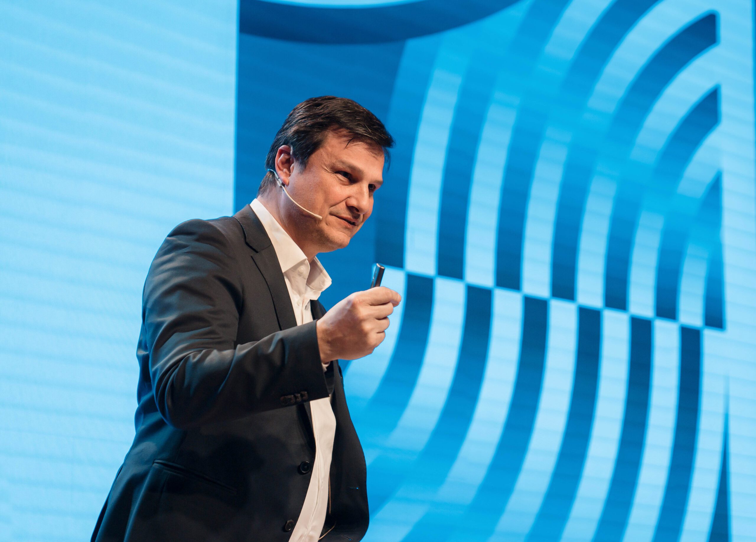 Substrate AI refuerza su equipo de desarrollo de LLMs con la incorporación del ex Apple Julien Aubert