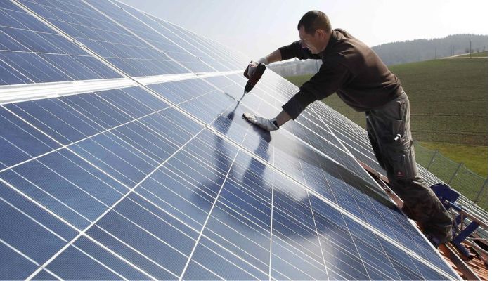 Solarprofit y Eidf en crisis financiera