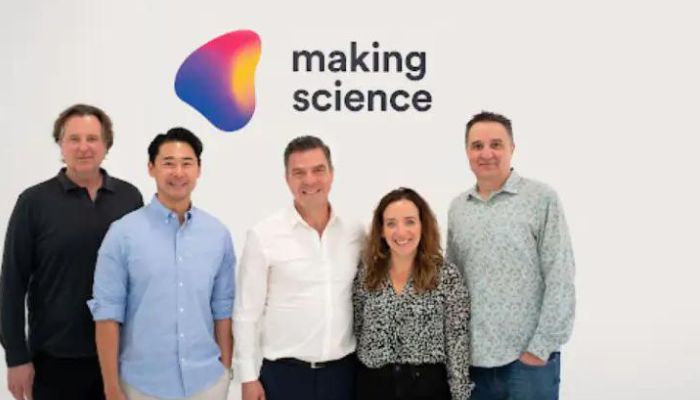 Making science expande su cartera para ofrecer un variedad de productos .